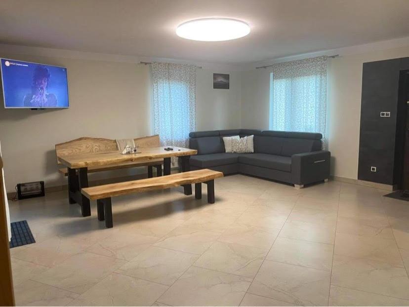 Apartament Pod Lipka Lutowiska Luaran gambar